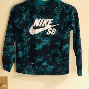 Nike hoodie. Barely worn. Smoke free . No holes.